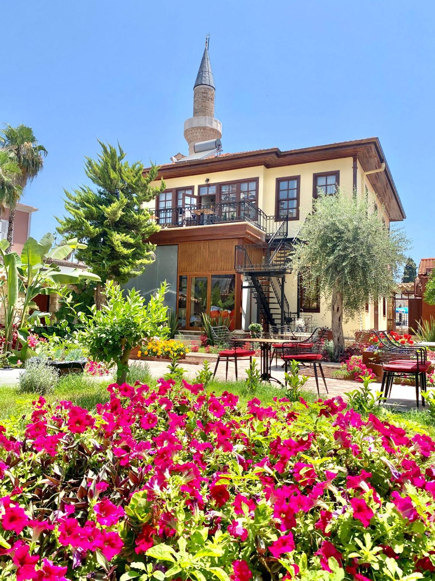 Apartament Necip Bey Konagi Antalya Zewnętrze zdjęcie